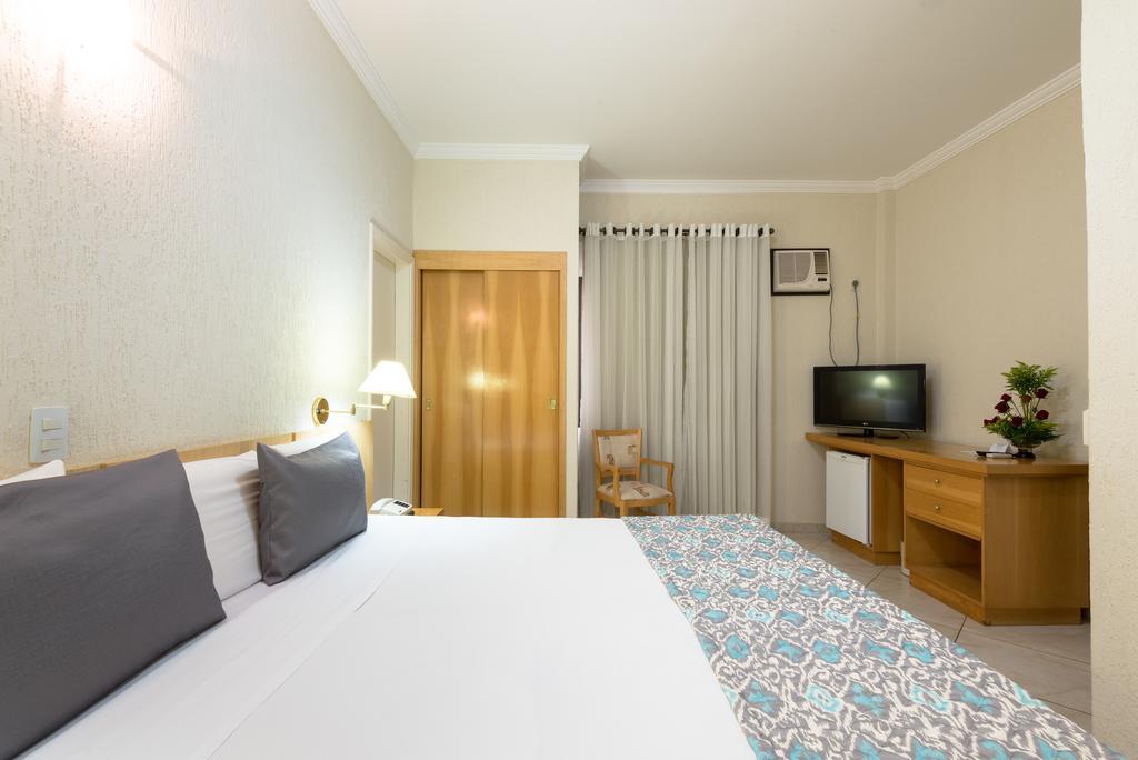 Hotel Guarany Агуас-ді-Ліндоя Екстер'єр фото